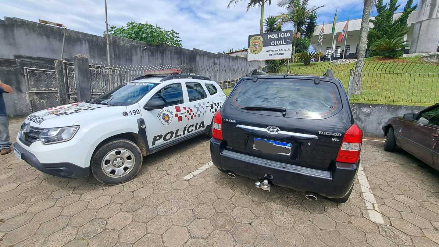 Polícia Militar recupera veículo furtado placa adulterada em Suzano