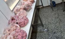 Procon de Ferraz descarta mais de 136 kg de produtos irregulares durante fiscalização em mercado