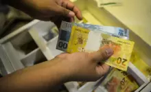 Distrito Federal e 15 estados têm rendimento do trabalhador recorde