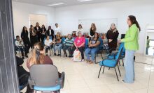 Parceria entre Fundo Social e projeto 'Espelho Meu' garante dia especial para mães atípicas
