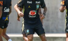 Para 'otimizar' recuperação, Neymar está fora do jogo contra o Haiti