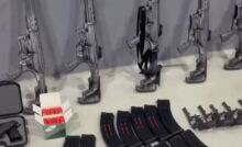 Operação encontra esconderijo com dois carros-fortes, armas e drogas em Arujá