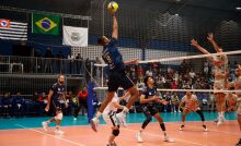 Suzano Vôlei vence Itaquá em Guararema e garante vaga na semifinal do Paulista
