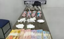Adolescente é apreendido em Mogi com 297 porções de drogas e dinheiro em espécie