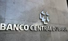 Mercado financeiro reduz previsão da inflação para 5% este ano
