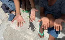 Comissão Global sobre Drogas pede fim de punitivismo contra crianças