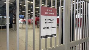 Greve da CPTM causa revolta na estação de Suzano
