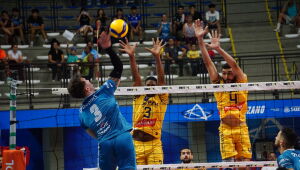 Em Monte Carmelo, Suzano Vôlei busca vitória na Superliga Bet7k 2023/24 nesta segunda-feira

