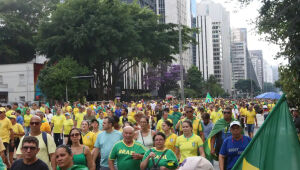 Ato reúne apoiadores de Bolsonaro em São Paulo

