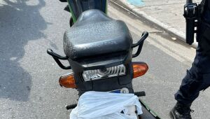 GCM recolhe motocicletas irregulares e localiza veículo furtado