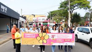 Suzano realiza caminhada 'Lembrar é combater!' contra abuso de crianças e adolescentes