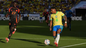 Brasil não passa de empate com a Colômbia e fica em segundo no Grupo D
