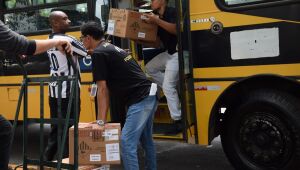 32 ônibus transportam urnas para locais de votação 