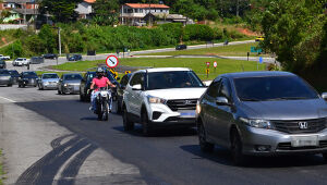 Cerca de 40 mil veículos devem passar na região durante o feriado