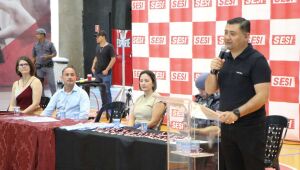 Prefeito prestigia formatura de 125 alunos do Proerd em Suzano 