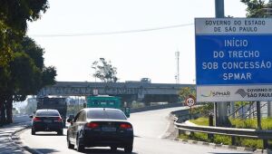 Choque entre caminhões provoca lentidão de 3 km no Rodoanel em Suzano 