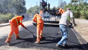 Pelo menos 222 ruas deverão receber serviços de pavimentação entre o fim de 2024 e o início de 2025