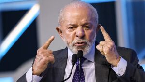 Lula diz que pretende assinar acordo Mercosul-UE ainda este ano