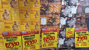 Preços das cestas de Natal variam de R$ 59 a R$ 123 nos mercados de Suzano