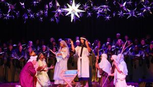 Cantata de Natal 'Vivo Está' acontece nesta sexta no Teatro Armando de Ré