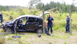 GCM prende 3 suspeitos com armas, algemas e distintivos da Polícia Civil