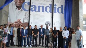 Câmara inaugura painel com linha do tempo de José Candido