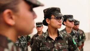 Forças Armadas iniciam alistamento voluntário feminino
