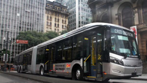 Tarifa de ônibus em São Paulo sobe para R$ 5
