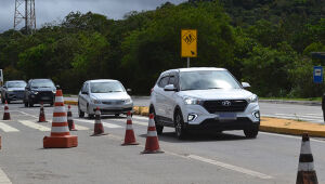 Rodovia Mogi-Bertioga é liberada e segue no sistema 'Pare e Siga'