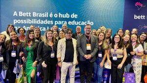 Profissionais da educação de Poá participam de congresso