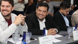 Pedro Ishi discute políticas públicas para mulheres em reunião do Condemat+