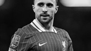Diogo Jota, atacante do Liverpool, morre em acidente de carro na Espanha

