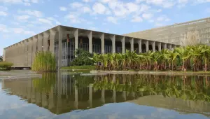 Governo manifesta indignação à imposição de tarifas pelos EUA
