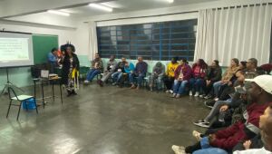 Estudantes da EJA de Ferraz realizam vivência em alusão ao Dia Internacional dos Povos Indígenas


