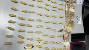 Três suspeitos são presos por tráfico de drogas em Itaquaquecetuba

