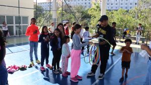 Programação de férias no CEU Gardênia atrai mais de 500 crianças