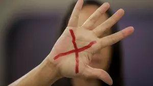 "Avançada", Lei Maria da Penha faz 19 anos, mas violência não diminuiu