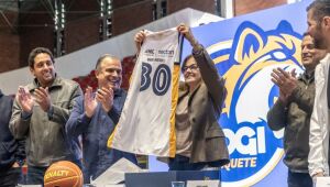 Prefeitura e Mogi Basquete retomam parceria após nova diretoria assumir clube
