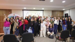 ACE reúne 50 mulheres em Café com Propósito durante programação do Outubro Rosa