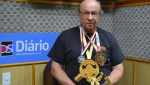 Levantador de peso suzanense supera lesão e é campeão mundial