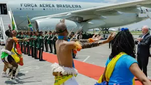 Lula desembarca na África do Sul para participar da Cúpula do G20