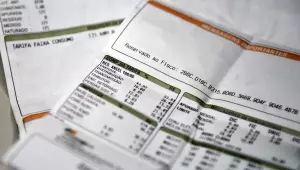 Aneel mantém bandeira vermelha 1 na conta de luz em novembro