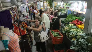INPC recua para 0,03% em outubro e acumula 4,49% em 12 meses
