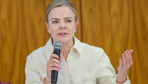 Gleisi divulga apoio à presidente do México, alvo de assédio