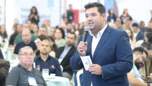 Pedro Ishi assina decreto com ações para fortalecer indústria e comércio