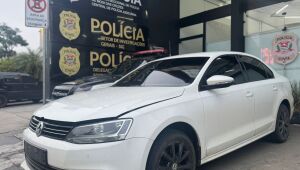 Smart Mogi flagra carro roubado; GCM detém dois e devolve veículo às vítimas