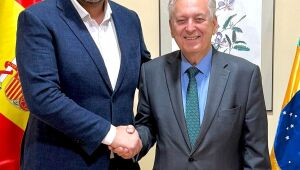 Saulo Souza se encontra com embaixador do Brasil na Espanha