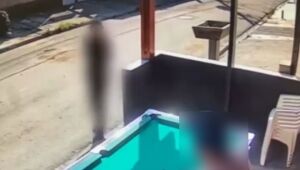 Homem é morto a tiros dentro de bar em Itaquá

