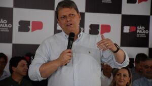 Tarcísio descarta ligação entre Suzano e Rio Grande da Serra: 'Nem faria sentido'