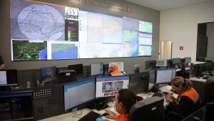 SP se prepara para verão mais quente, com chuvas irregulares e inovação no monitoramento
